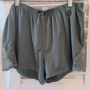 Adorable Avocado Green Lounge Shorts. Lace on Sides. Size Large